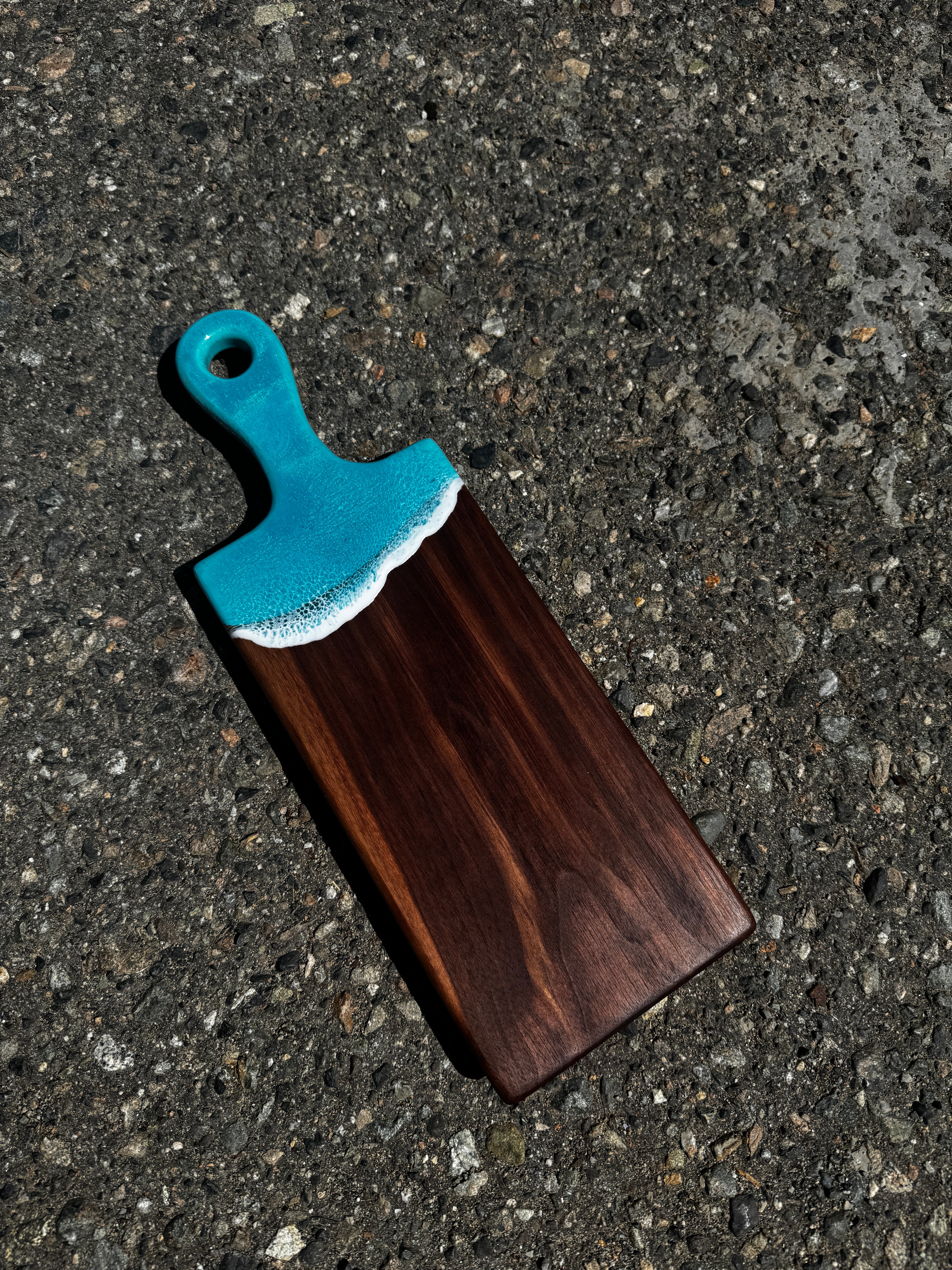 Atlantis & Walnut Handled Serving Board