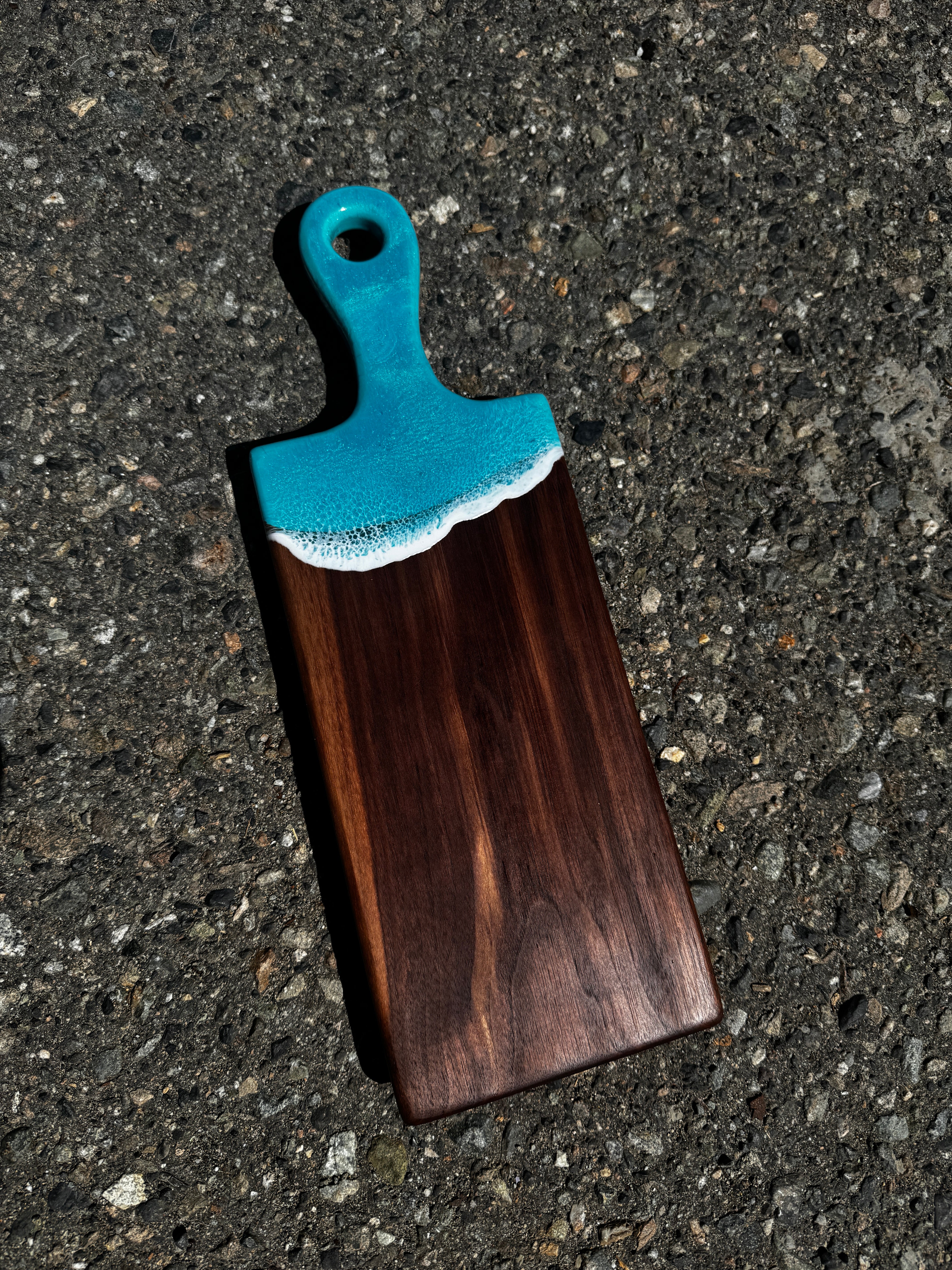 Atlantis & Walnut Handled Serving Board