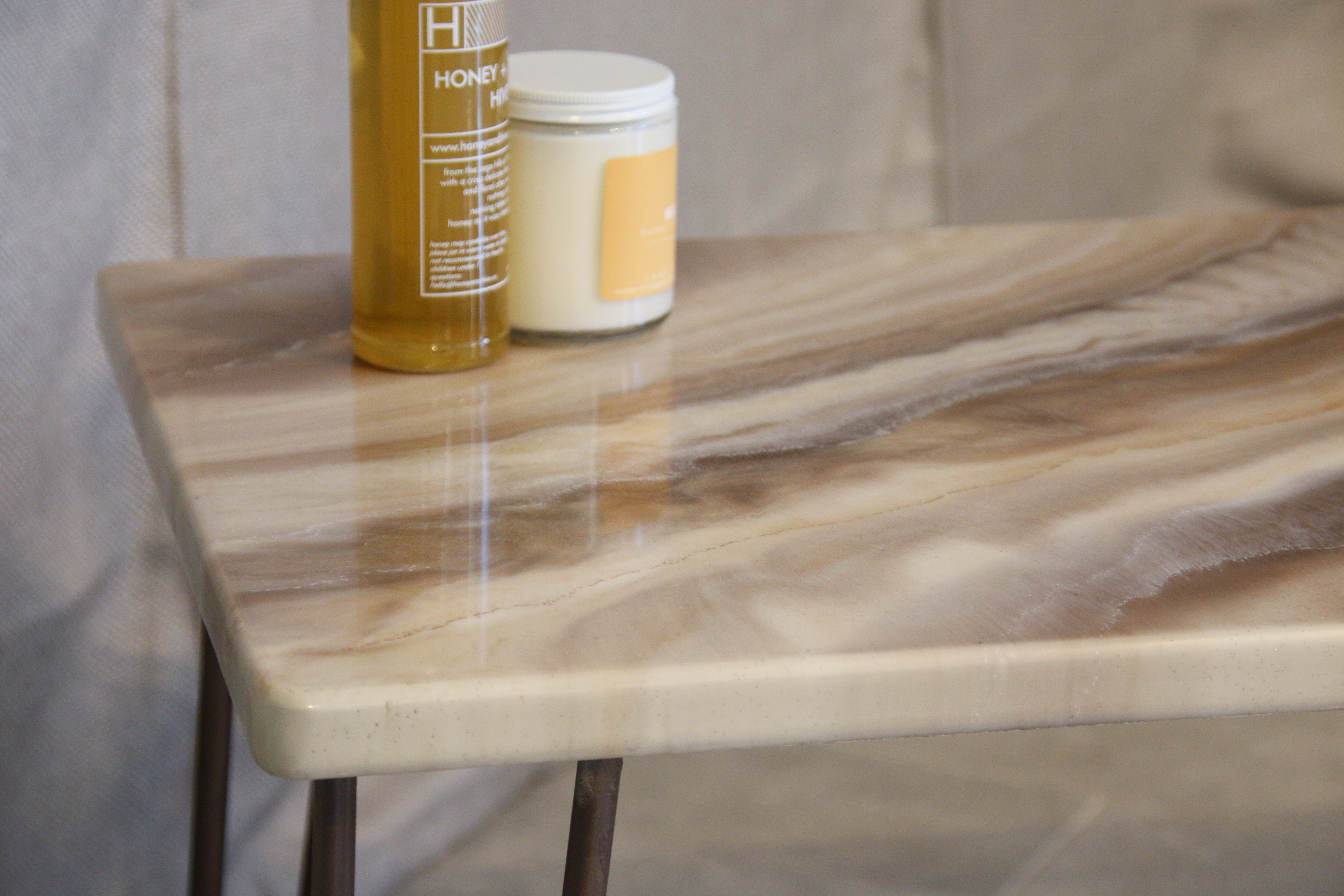 Sahara Resin Accent Table