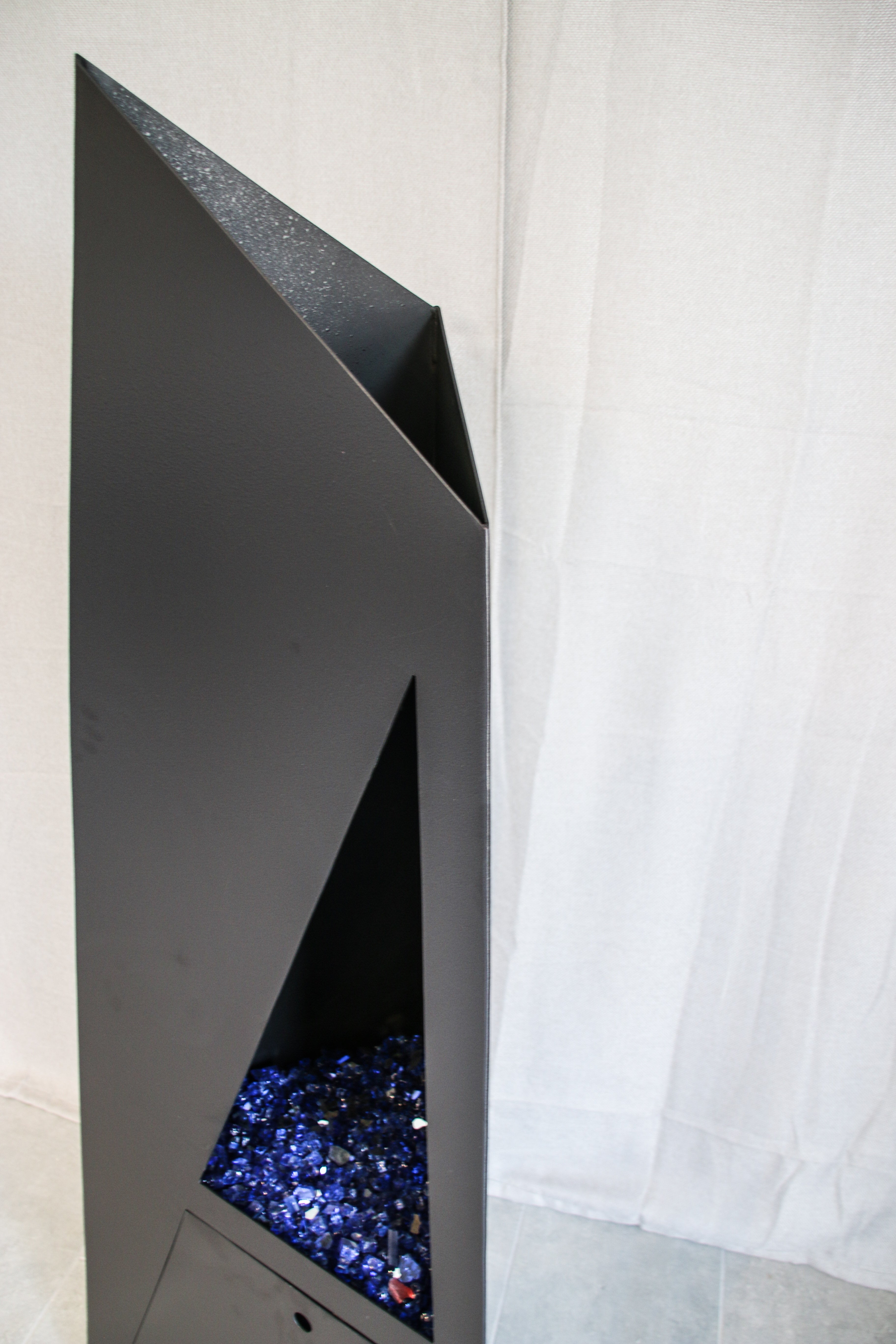 Hestia Outdoor Fire Column